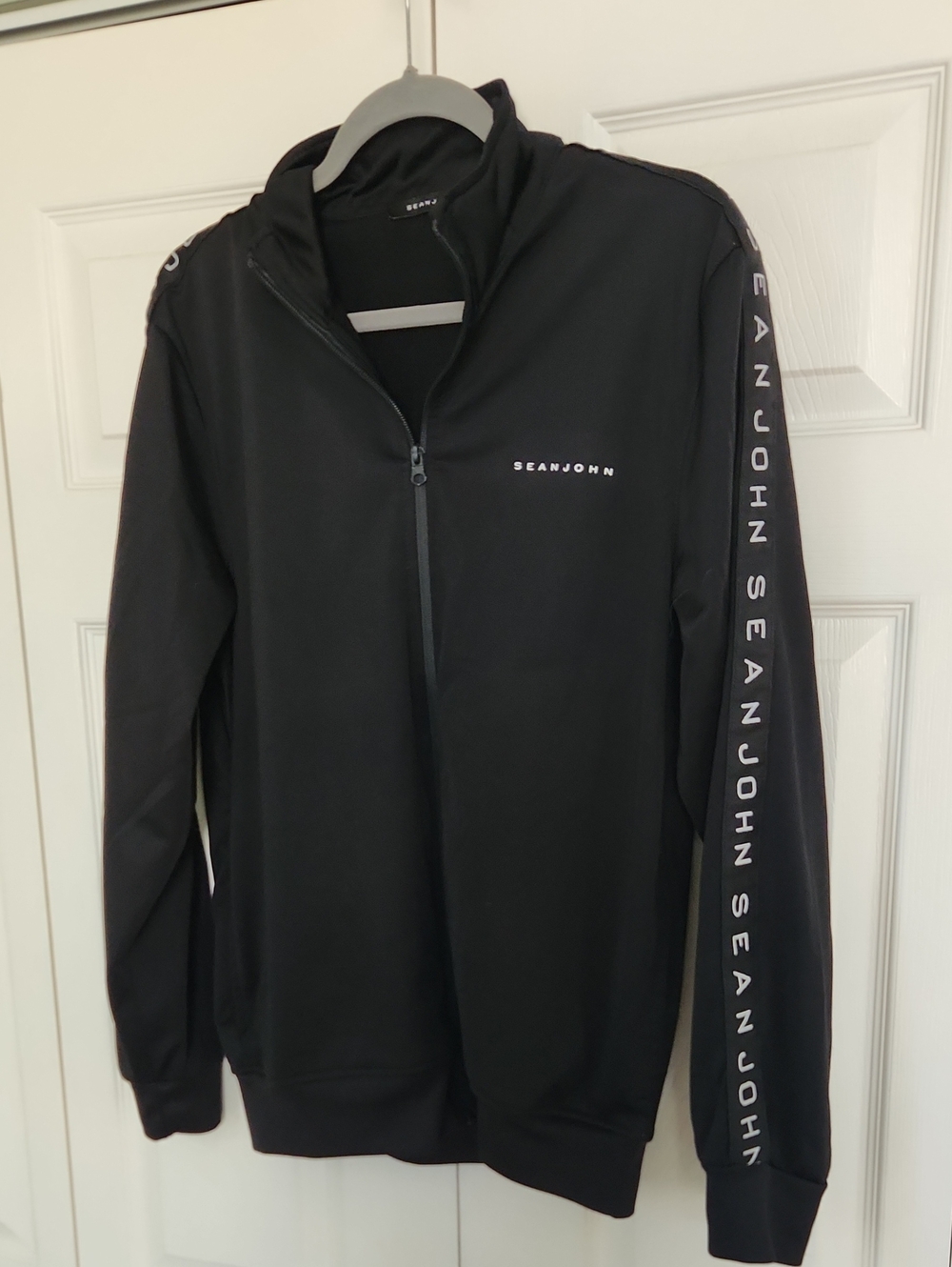 Y2K Sean John Black Zip-Up Track Jacket with Sleeve Logo
